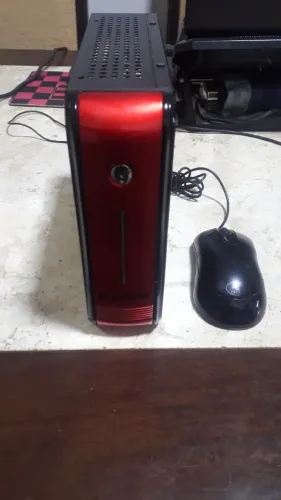 Vendo MiniPC com 4GB de memória e HD de 320GB