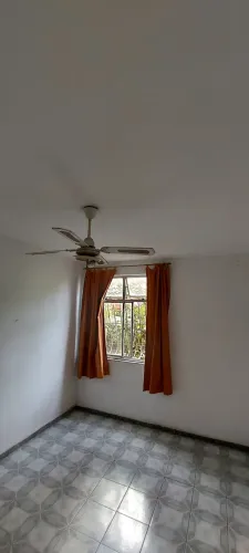 Apt Térreo Cond Fechado 2 quartos e 1 garagem