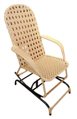 Cadeira de balanço com design exclusivo 