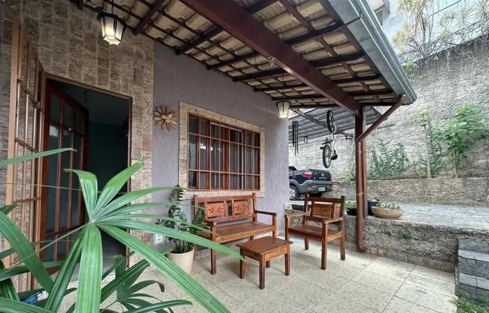 CASA EM PARAGOMINAS 