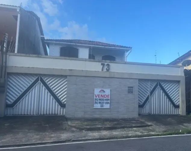 Casa de Alto Padrão à Venda no Bairro do Souza Proximo ao Parque da CIdade.