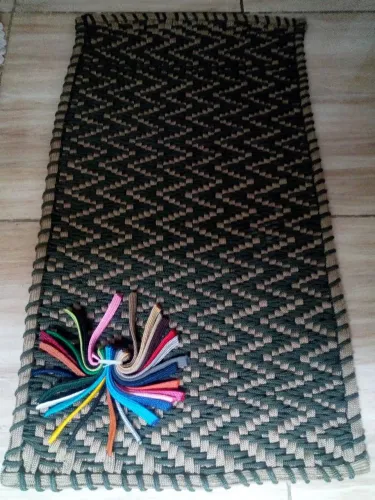 Tapete 1 metro por 60 cm , em corda náutica 