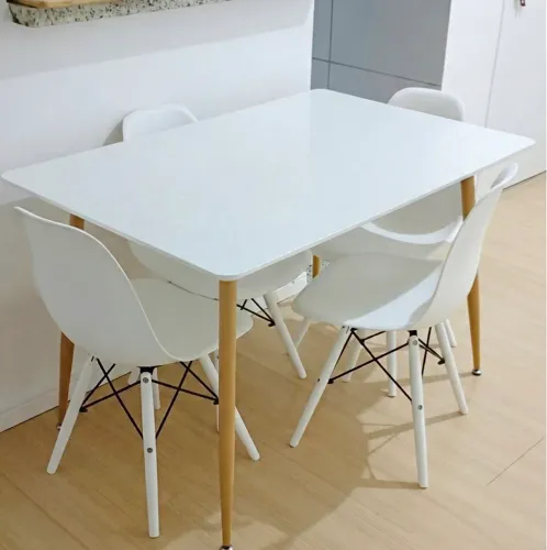 Jogo de mesa com cadeiras - cozinha / mesas