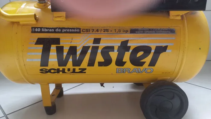 Compressor de Ar Schulz Twister Bravo(como novo)