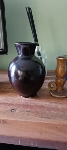 Vaso Decorativo Preto e castiçal de pedra leia a descrição 