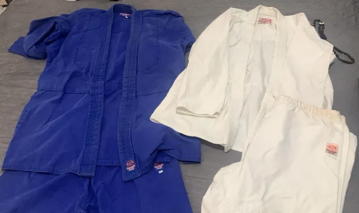 Kimonos Infantis /10 Anos - Usados