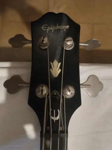 Baixo Epiphone SG c/ case