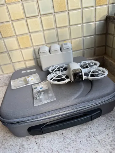 Drone Dji Neo Fly More Combo Com Case Emborrachado 3 Baterias Sem Controle