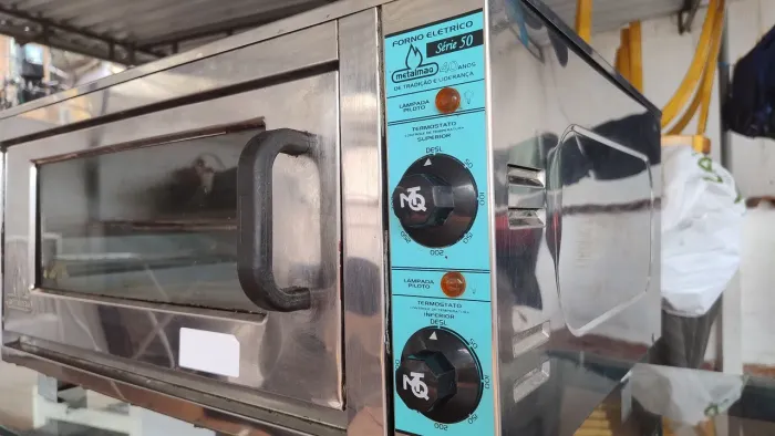 Forno elétrico comercial