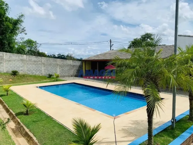 Chacara em Jacareí, no bairro Chácaras Rurais Santa Maria, à venda.