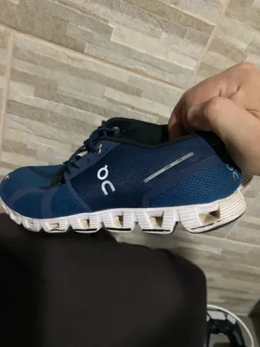 Tênis esportivo azul on 39