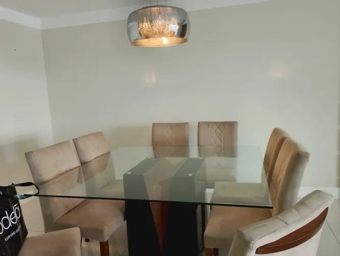 Mesa de Jantar de Vidro com 8 Cadeiras