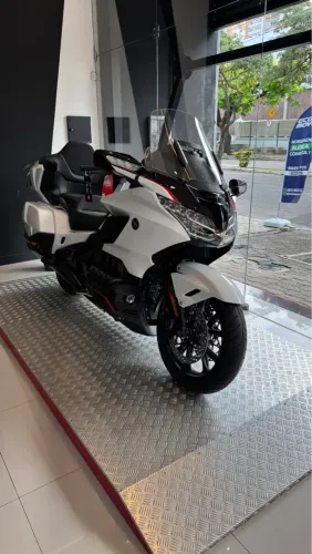 GL 1800 Gold Wing Tour 2025 - 10x Cartão Placa grátis 