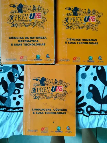 Livros pré-vestibular prevupe