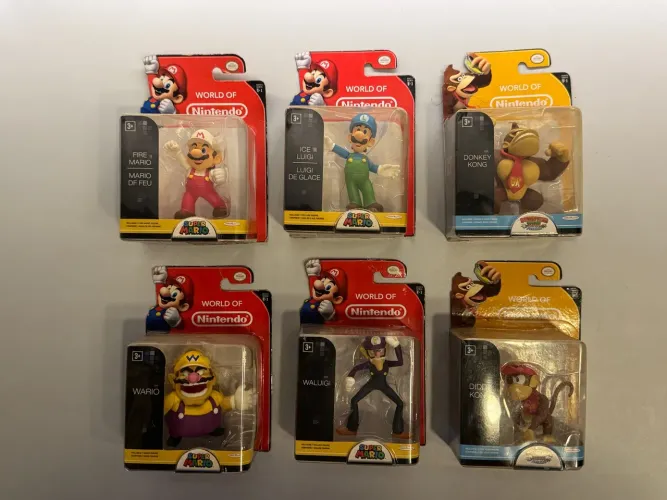 Vendo coleção bonecos Mário - TODOS LACRADOS