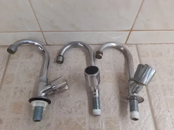 Kit com 3 torneiras