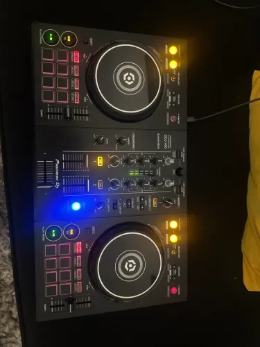 Controladora DJ -Pioneer DDJ-400