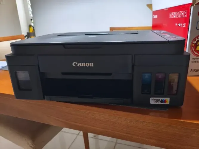 Impressora tank de tinta Canon 3110 wi-fi (1 ano de uso)