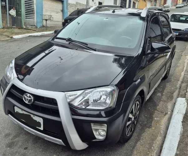Toyota Etios Cross 1.5 Flex 16V 5P Mec. 2015