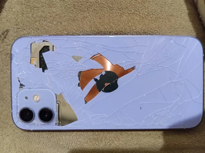 iphone 12 Lilás