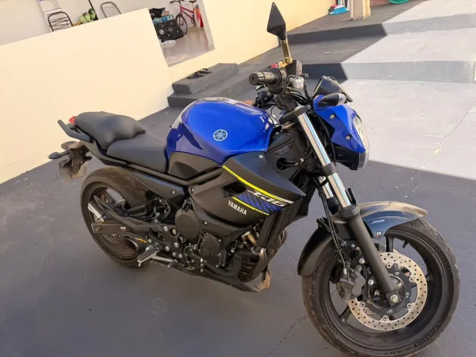 Yamaha XJ6 N 2019