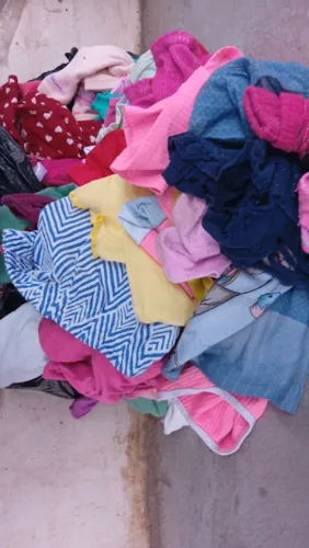 Lote de roupas menina de 6 anos e sete
