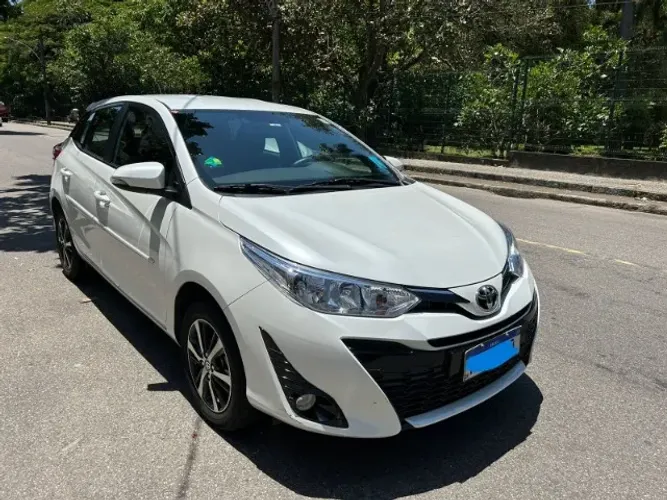 Toyota Yaris XS Connect 1.5 Flex 16V 5P AUT 2022