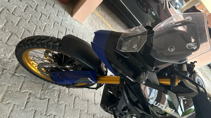 V Strom 800De moto espetacular !