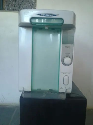 Bebedouro elétrico Brastemp ( NAO É DE PASTILHA , É DE MOTOR )