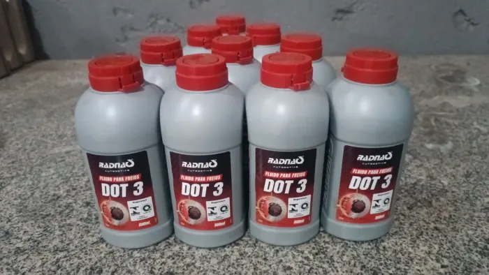 Kit Com 10 Lubrificantes De Freios Dot 3 Radnaq 500mlKit Com 2 Lubrificantes De Freios Dot