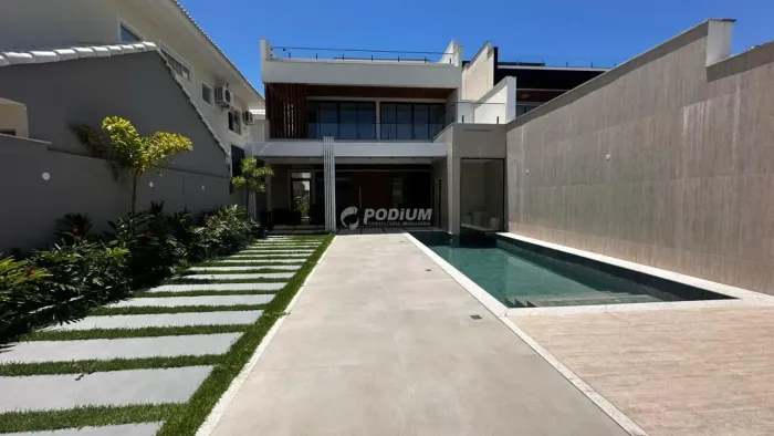 Barra da Tijuca | Casa 5 quartos, sendo 5 suites