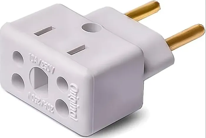 ADAPTADOR DE TOMADA