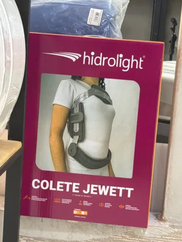 Colete Jewet