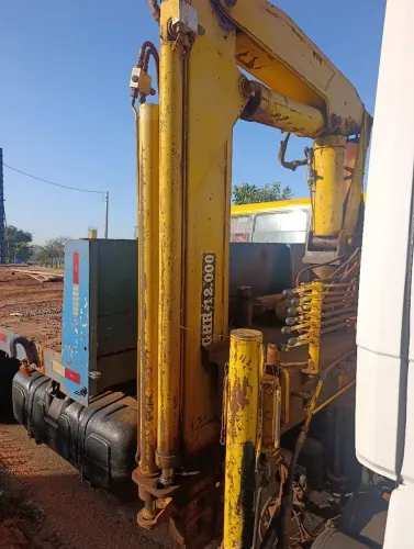 Caminhão Munck e Prancha
