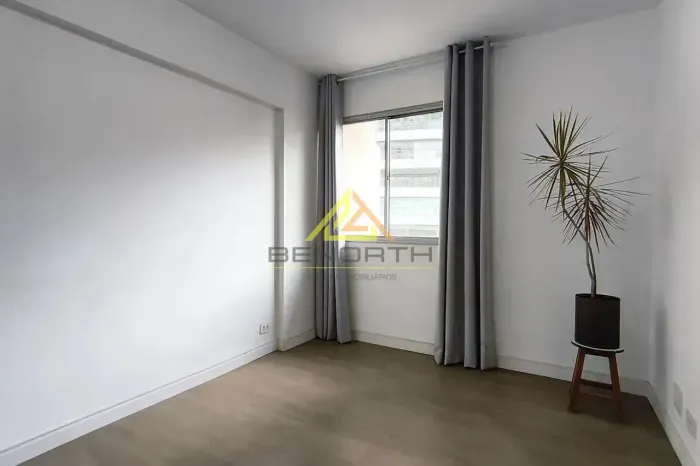 Paraíso / Aclimação: Apto 41m² com 1 Quarto, Vaga e Lazer no Condomínio Camboriú