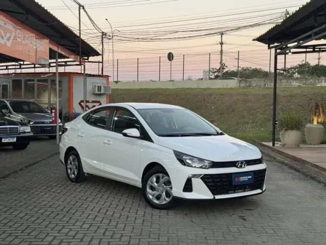 Hyundai HB20S Comfort Plus 1.0 Flex 12V Mec. 2025