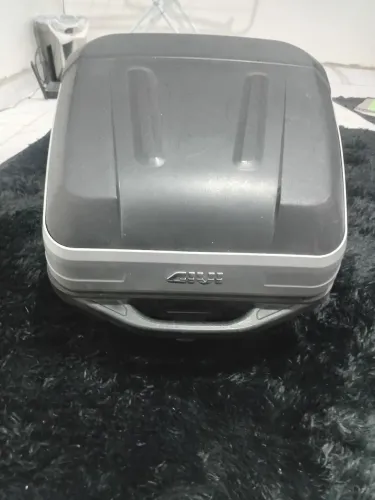 Baú Givi 33 litros
