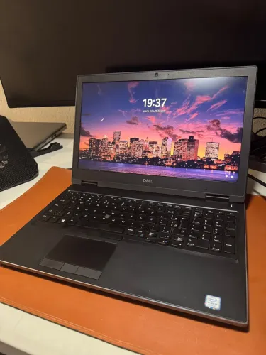Notebook Dell precision i7 8a gen | 16gb ram | 512gb nmve m2 | placa de vídeo 4gb