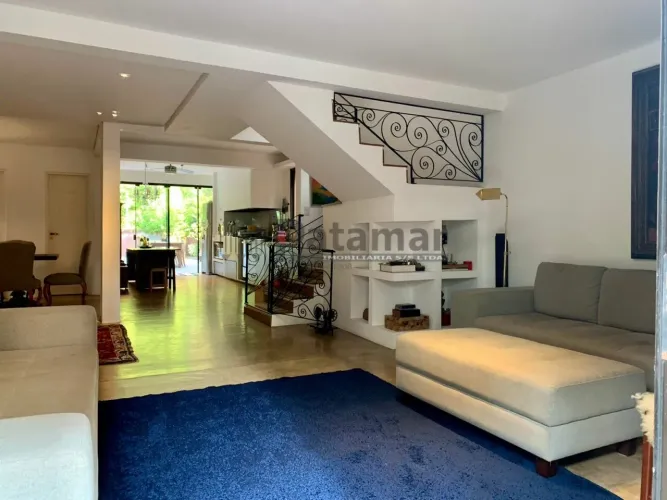 Casa para Venda e Locação na Vila Sônia com 2 quartos
