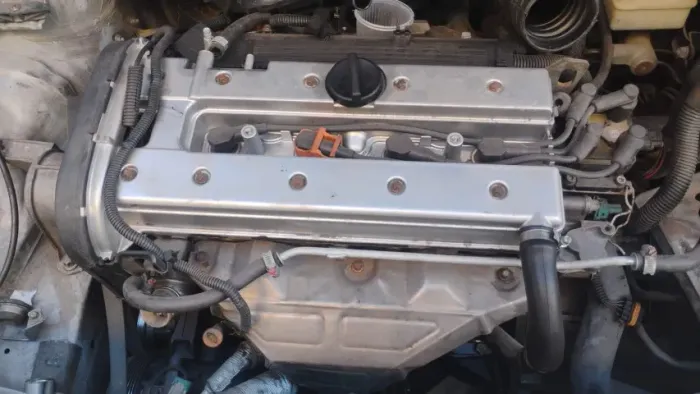 Motor Parcial astra 2.0 16v gsi 134.05 cv gasolina 