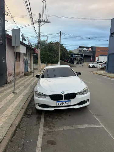 Vendo Kit pára-choques e Paralamas e Spoiler Lateral BMW 320I