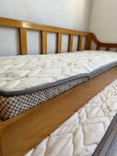 Vendo Bicama Sofá-cama Madeira Maciça