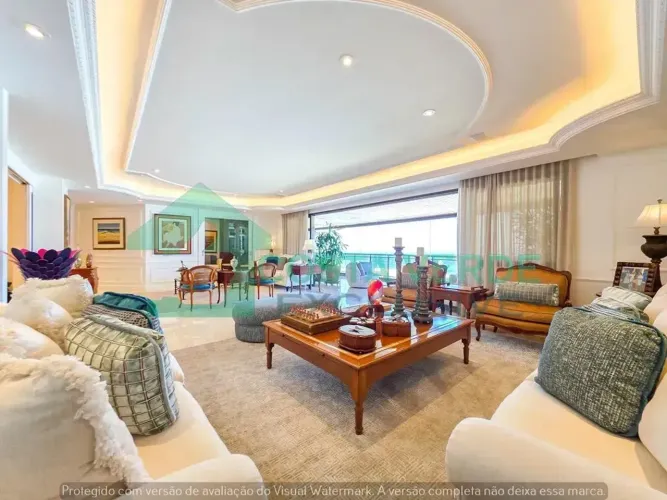 Maravilhoso apartamento frontal mar na Barra da Tijuca