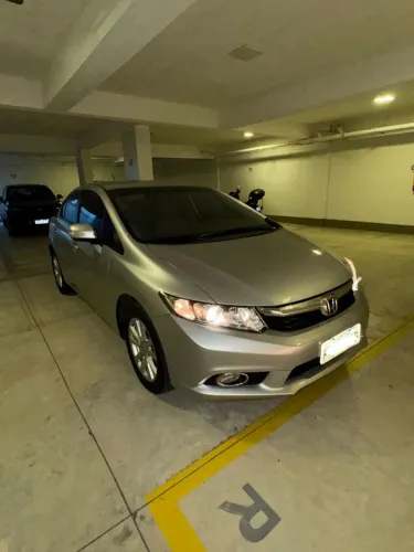 Honda Civic Sedan LXR 2.0 Flexone 16V Aut. 4P 2014