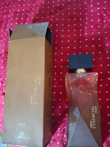 Vendo perfume essencial mirra novo