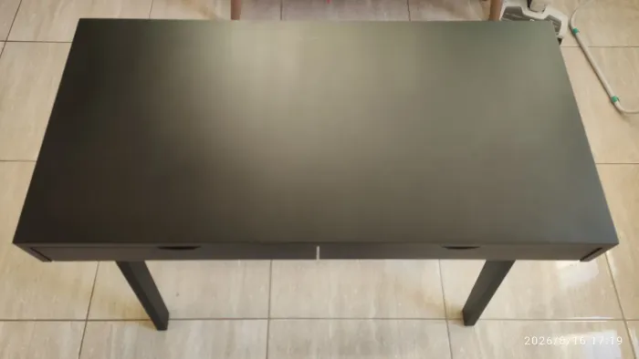 Escrivaninha TokStok Preta 90 x 45