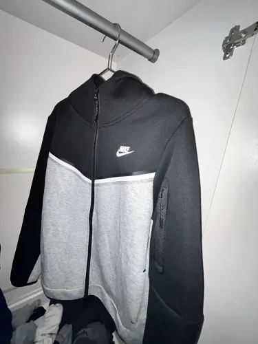 Nike Tech Fleece