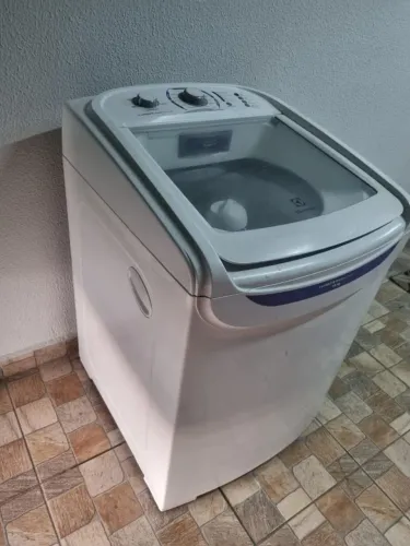 Máquina Electrolux 15kg