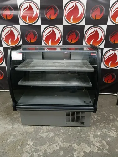 Balcão refrigerado expositor 220 volts marca CONSERVEX funcionando perfeitamente