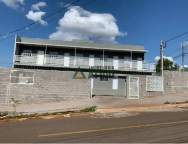PREDIO SOBRADO A VENDA COM 10 KITNETS NA REGIÃO CENTRAL